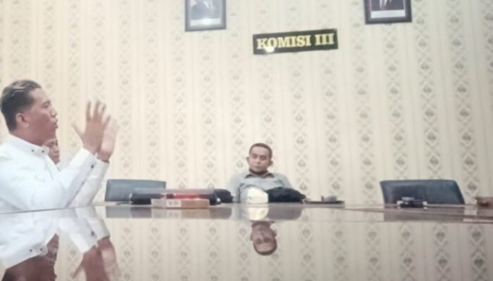 LSM Siti Jenar Kembali Desak DPRD Situbondo Soal Stockpile Sawdust