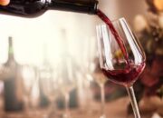 Manfaat & Risiko Minum Anggur Merah Setiap Hari