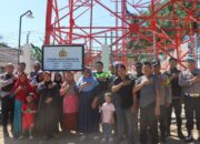 Pastikan Kelancaran Komunikasi untuk Pelayanan Masyarakat, Kapolres Situbondo Tinjau Pemancar Radio Polri di Kayumas