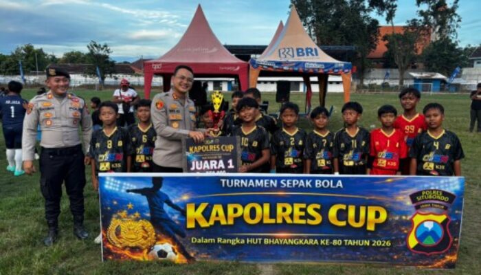 Serahkan Hadiah Kapolres Cup 2026 Tingkat SD, AKBP Bayu Ajak Anak-Anak dan Remaja Situbondo Gemar Olahraga