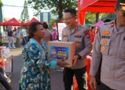 Kapolres Salurkan Bantuan Paket Sembako, Sasar Pekerja Informal di CFD