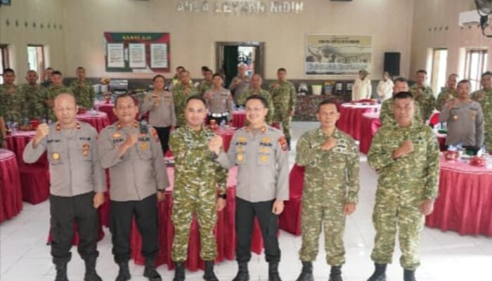 Kapolres dan Dandim Jalin Silaturahmi, Perkuat Sinergitas dan Soliditas TNI-Polri Jaga Situbondo