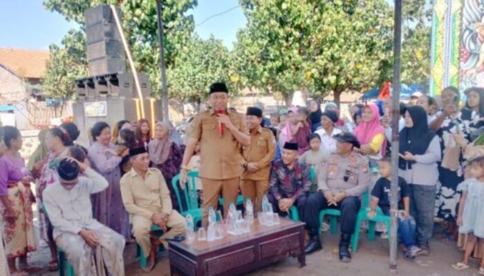 Petik Laut 2026 di Desa Pesisir Barat Berjalan Khidmat, Mas Rio sampaikan “Jaga Laut, Jaga Tradisi, Jaga Kebersihan”
