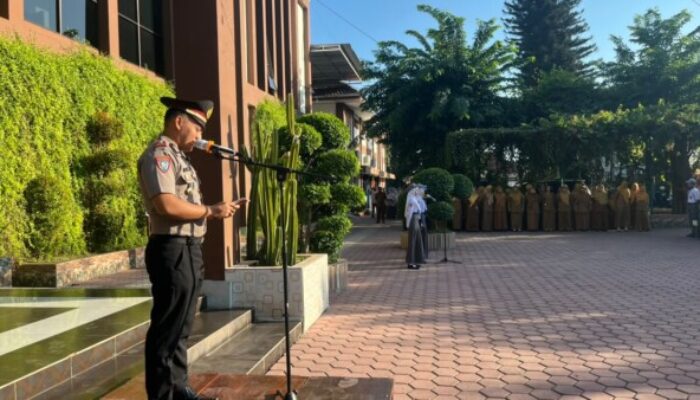 Kasat Binmas Polres Situbondo Edukasi Pelajar Bahaya Kecemasan Digital di Era Media Sosial