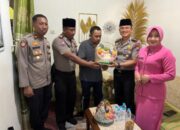 Sambut Hari Bhayangkara ke-80, Kapolres Situbondo Jenguk Anggota yang Sakit