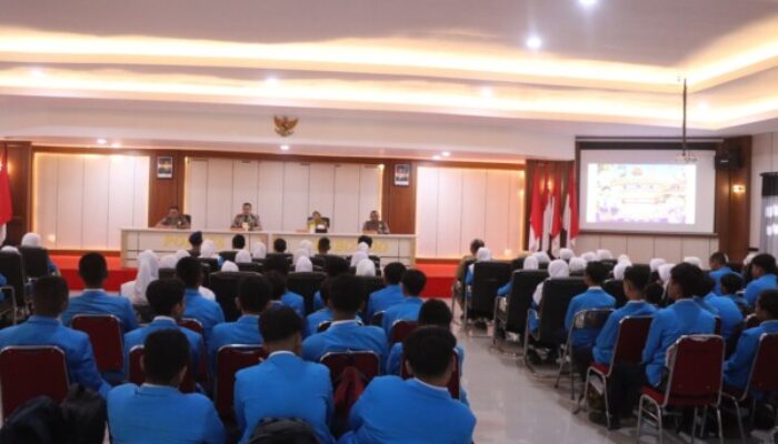 Polres Situbondo Edukasi Pelajar Lewat Program “Suara Demokrasi”