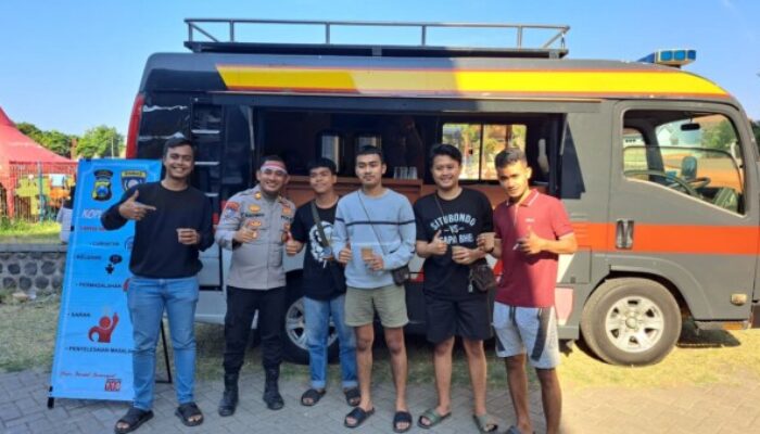 Lewat Program KOPLING, Satbinmas Polres Situbondo Bagikan Kopi Gratis dan Pesan Sportivitas di Piala Soeratin U-17