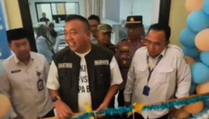 Bupati Situbondo Resmikan Layanan Cuci Darah di RSUD Besuki